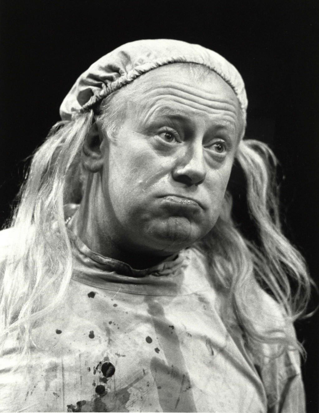 Volpone (1987) Stages of Half Moon